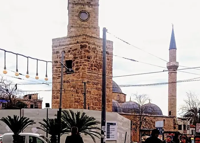 şehir merkezi kaleiçi deniz yakını müthiş lokasyon